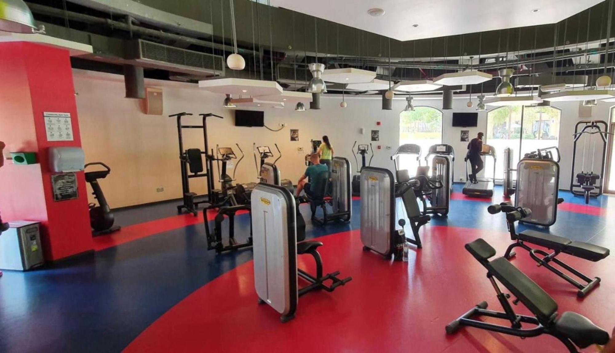 Seaview Beach Hostel Jbr - Walk To Beach - Gym - Pool - Metro Station Дубай Екстериор снимка
